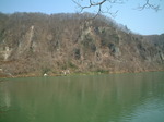 屈足湖